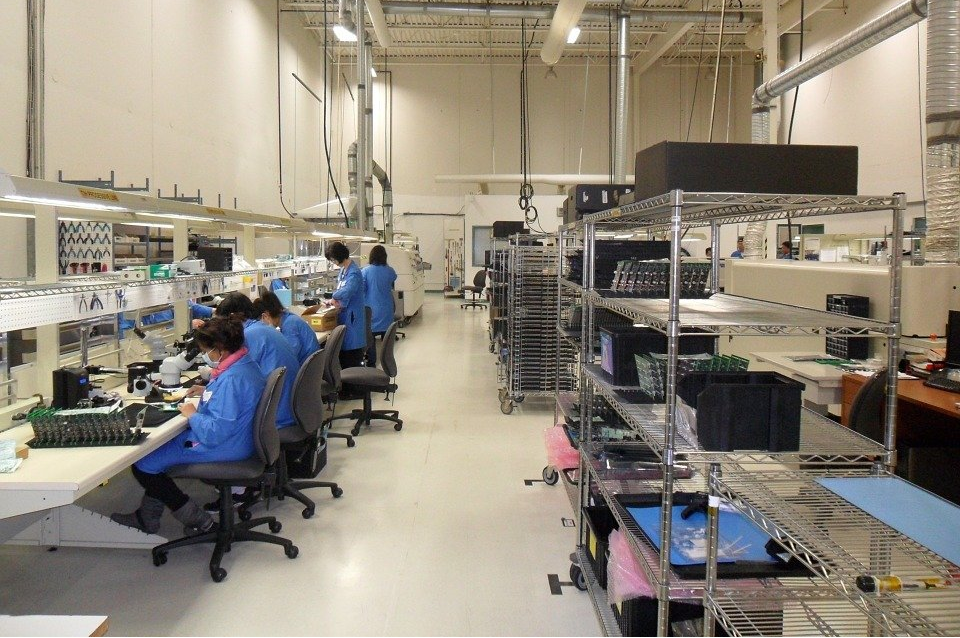 A number of workers working in manufacturing